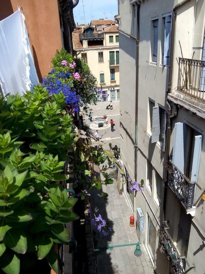 Ca' San Silvestro 2 Terrazze Nel Cuore Di Venezia Extérieur photo